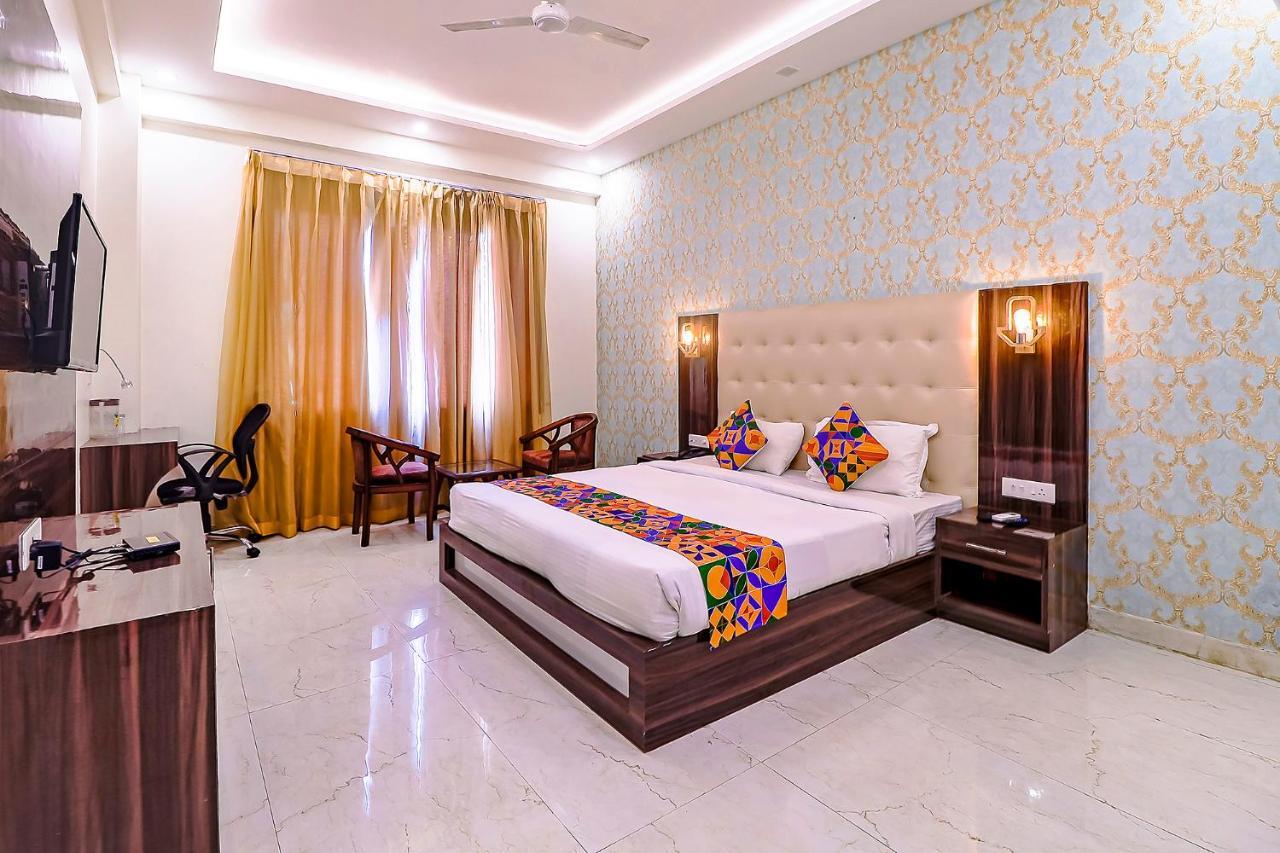 Fabhotel Swess Grand Agra  Exterior foto